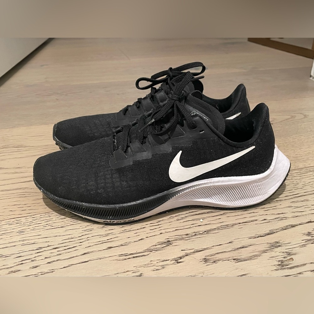 Nike Pegasus Airzoom 37 black sz 7